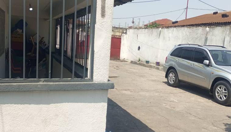 Parcelle à vendre à Kinshasa Kasa-vubu