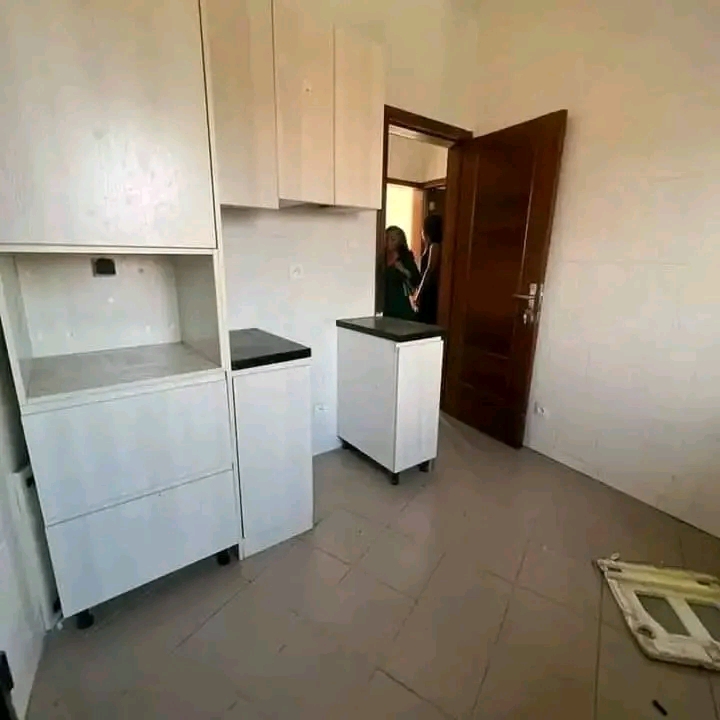 Appartement de 2 chambres 2 salles de bain à Kintambo
