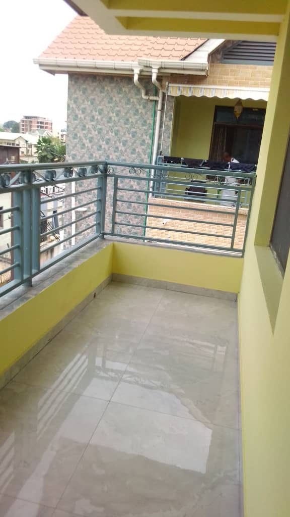 Appartement 3 chambres 2 salles de bain à louer à Kinshasa GB Diplomate