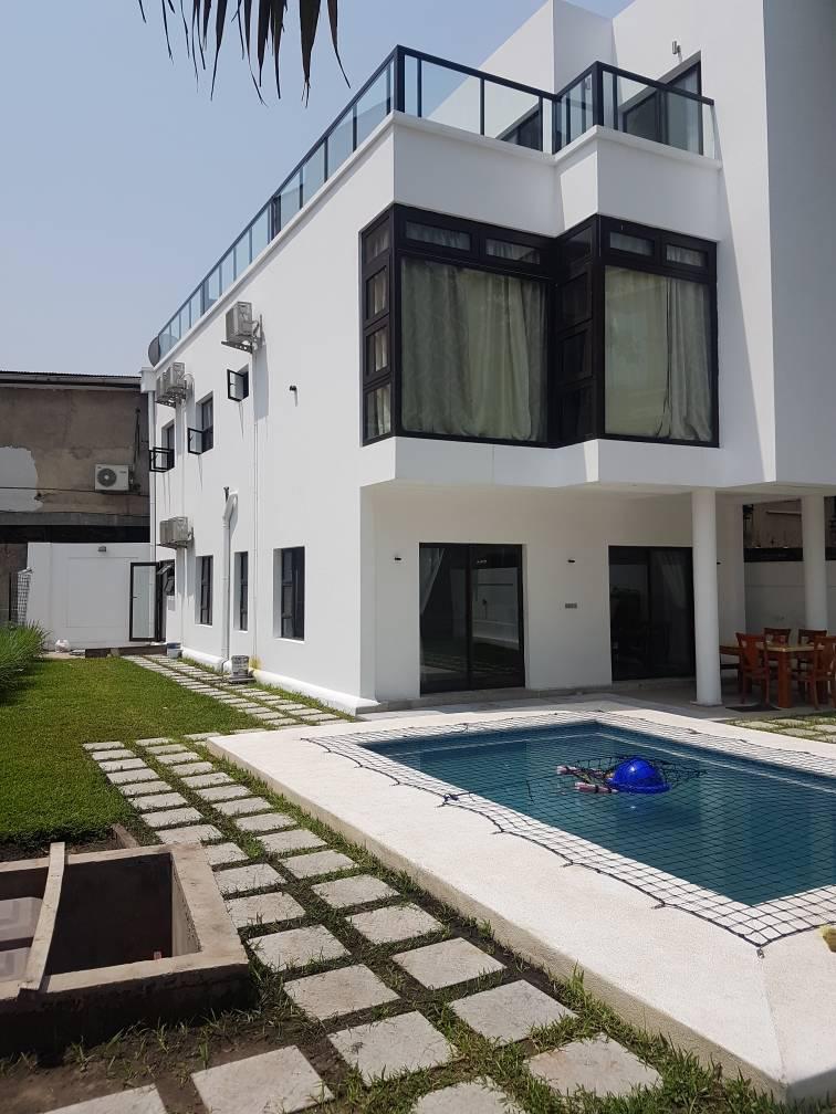 Villas a vendre à Kinshasa Gombe