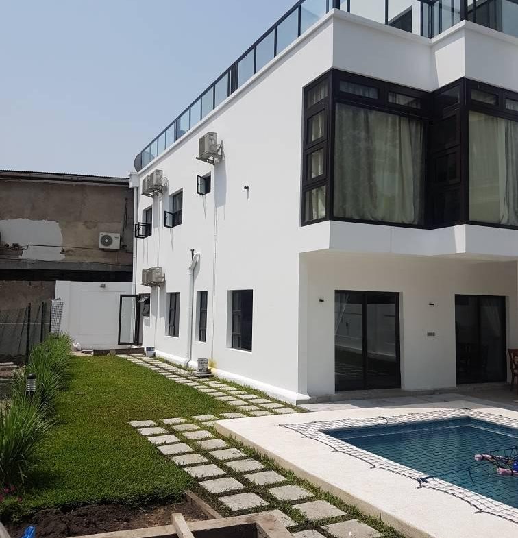 Villas a vendre à Kinshasa Gombe