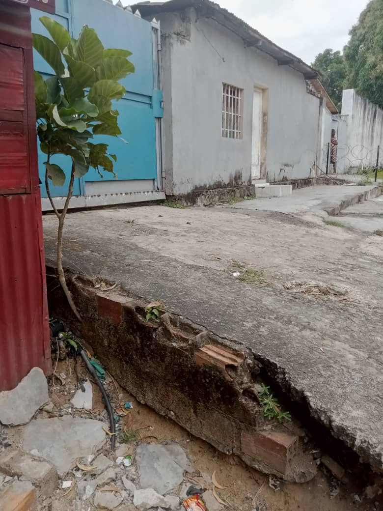 Parcelle en vente à Lemba Salongo sur boulevard