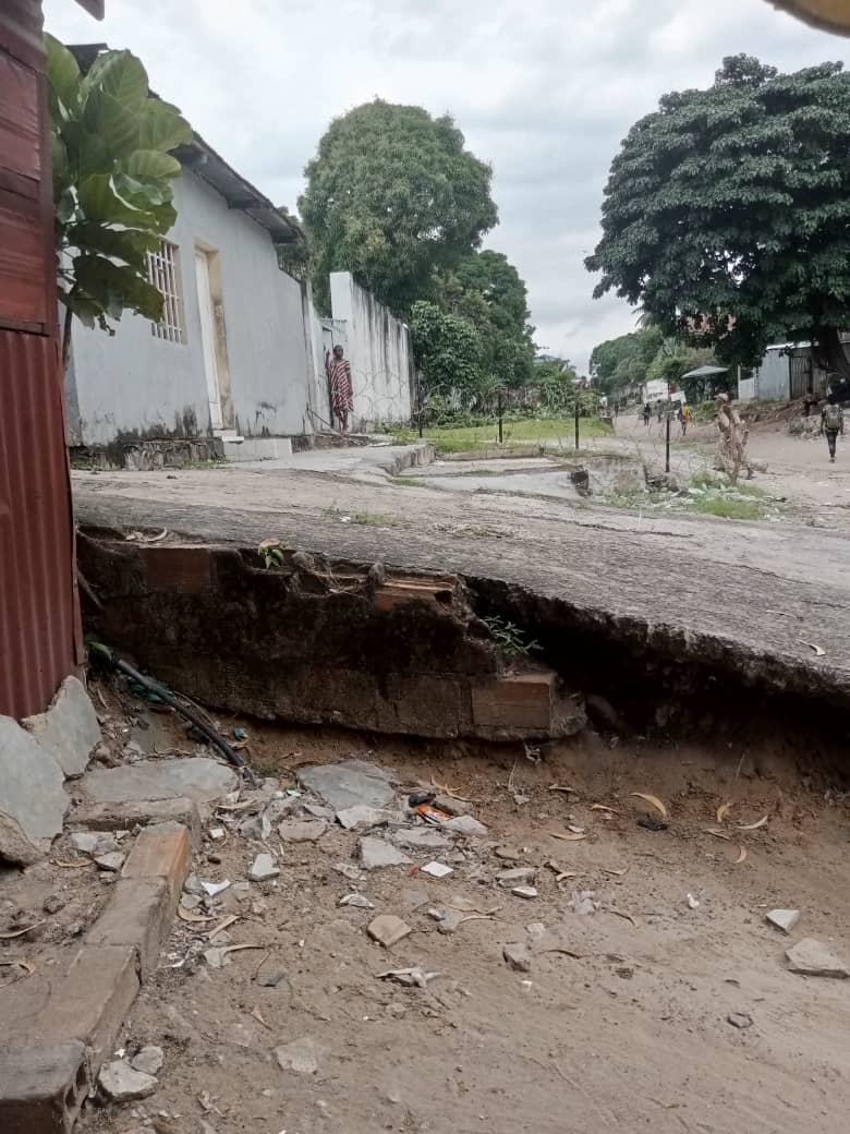 Parcelle en vente à Lemba Salongo sur boulevard