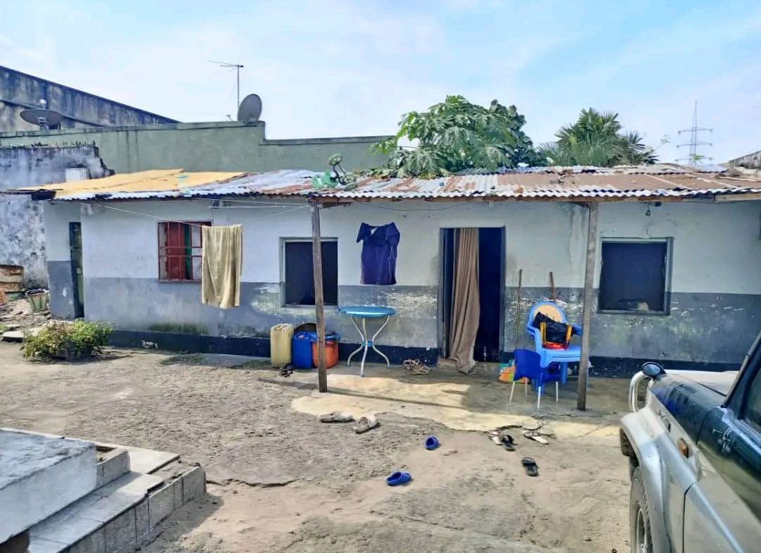 Une grande Parcelle à Vendre à Kinshasa Limete