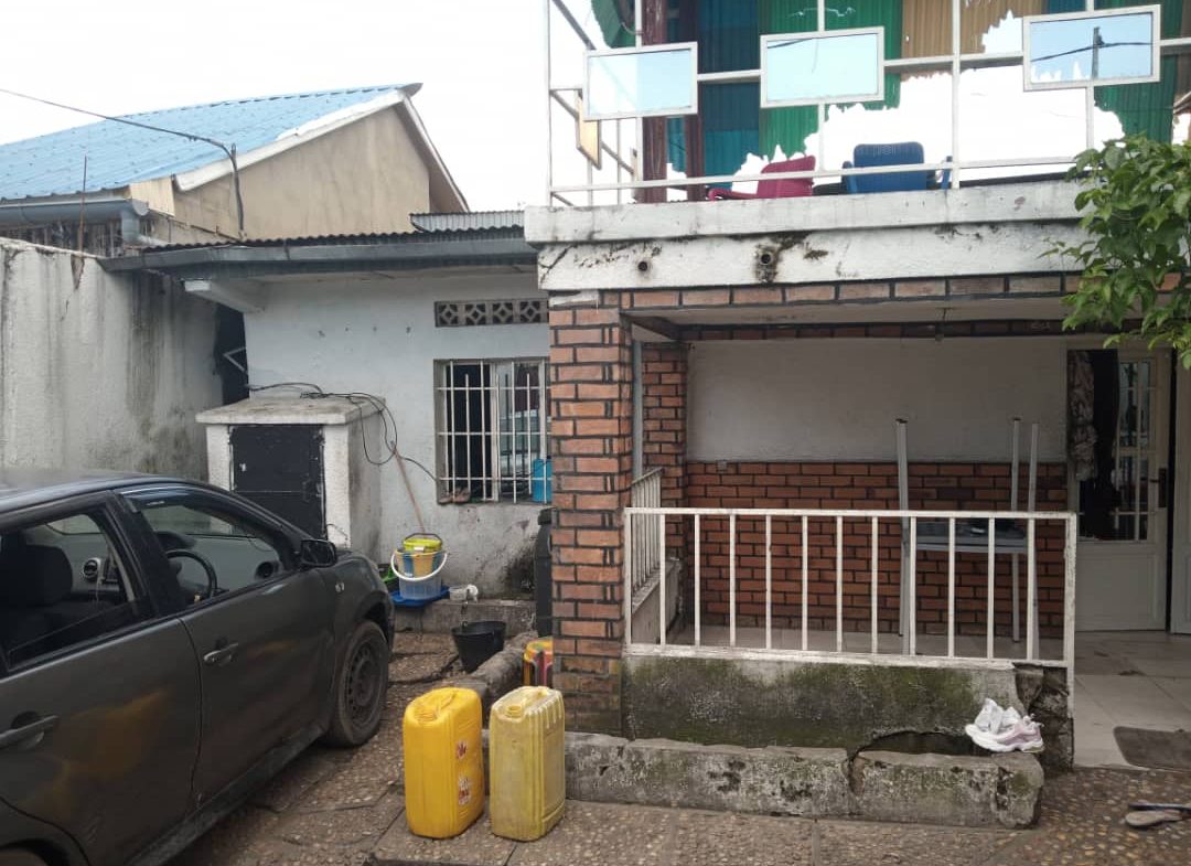 Parcelle à vendre à Kinshasa Mont Ngafula