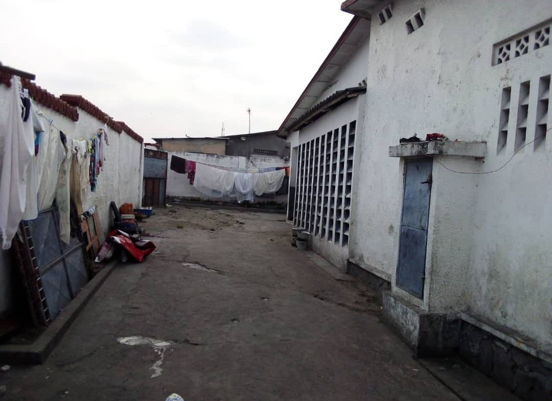 Parcelle à vendre à Kinshasa Matete