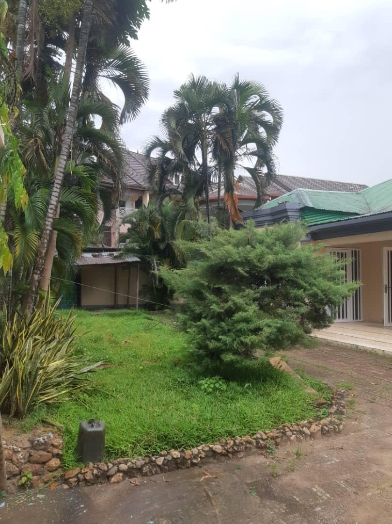 Une Concession mise en Location à Kinshasa Ngaliema GB