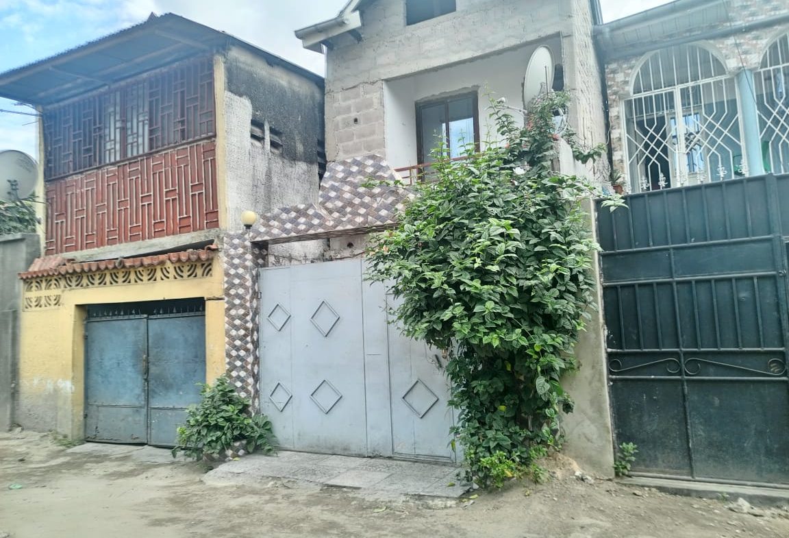 Parcelle à vendre à Kinshasa Lemba