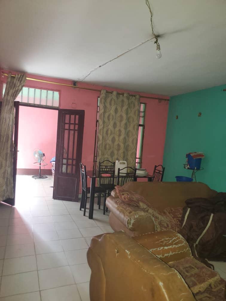 Maison à louer à Kinshasa Lemba Terminus