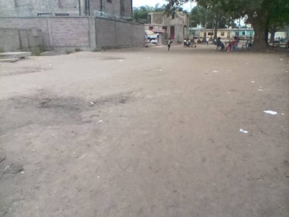Terrain à vendre à Kinshasa Limete 17ème Rue Poid Lourd 42 Terrain à vendre à Kinshasa Limete 17ème Rue Poid Lourd