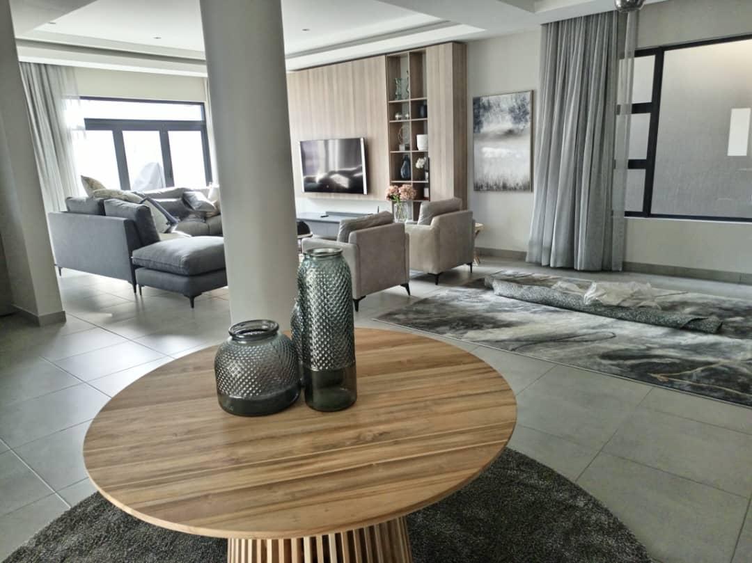Villa Appartement meublé 4 chambres à Kinshasa Gombe