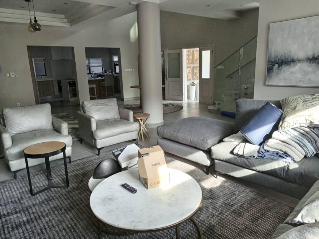 Villa Appartement meublé 4 chambres à Kinshasa Gombe