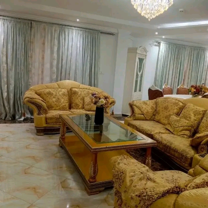 Appartement meublé 3 chambres à Kinshasa Gombe