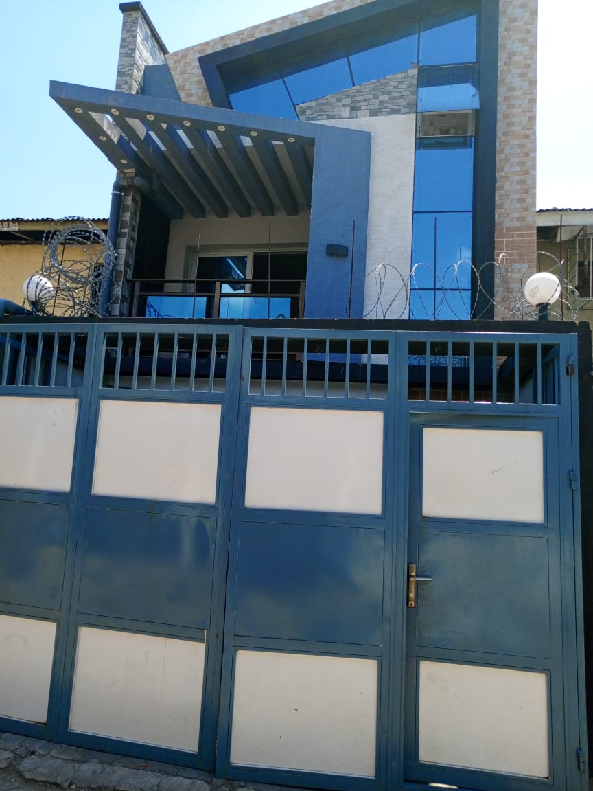 Parcelle à louer à Kinshasa Bandalungwa