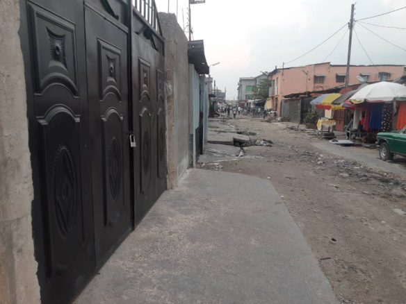 Parcelle à vendre à Kinshasa Kalamu 14 Parcelle