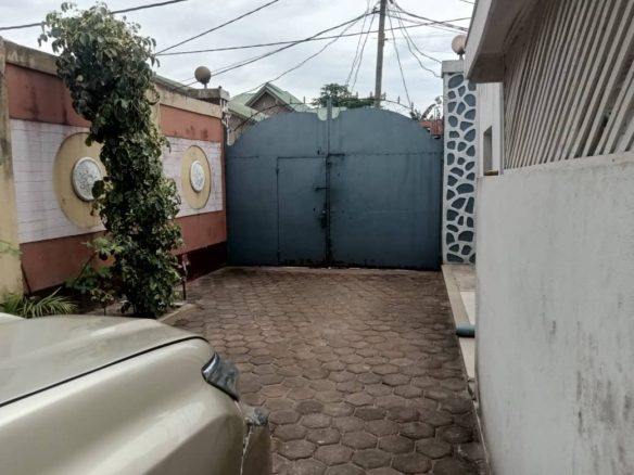 Parcelle à vendre à Ngaliema Binza Delvaux 42 Parcelle