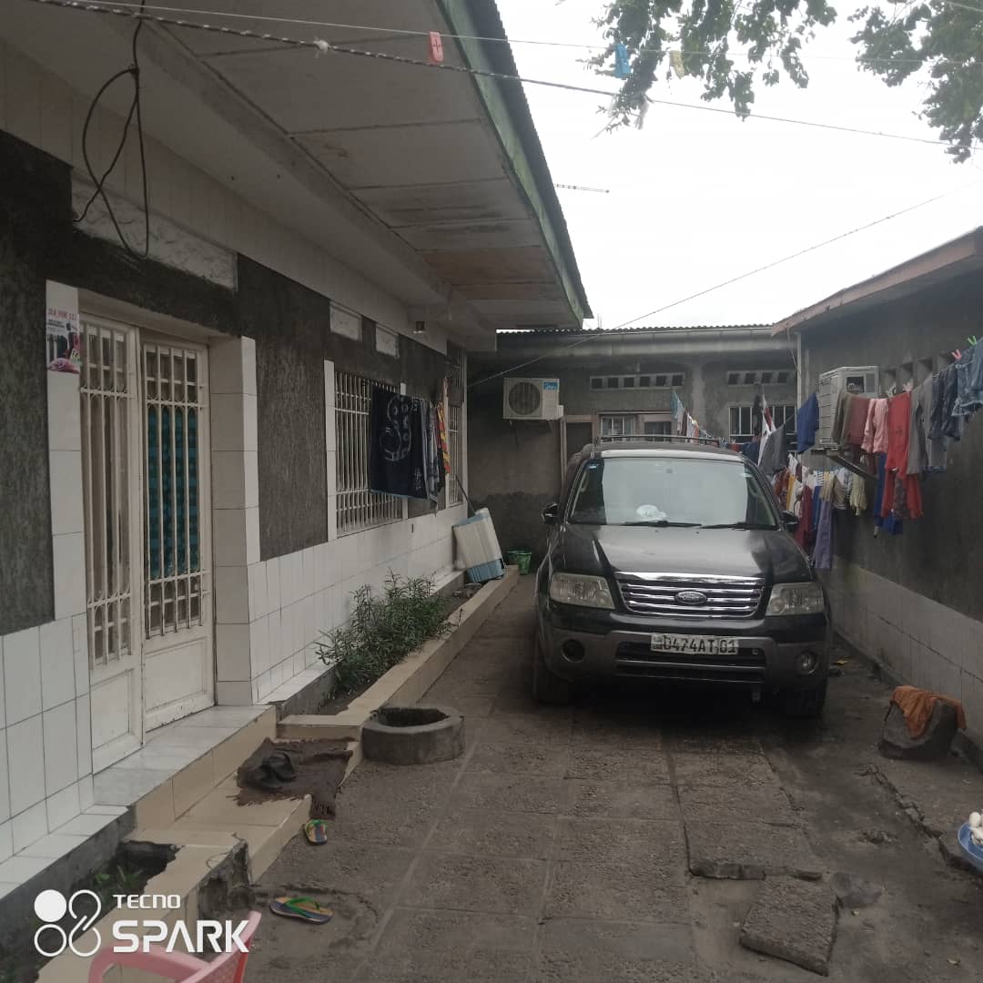 Parcelle à vendre à Kinshasa Dans la commune de Ngiri Ngiri