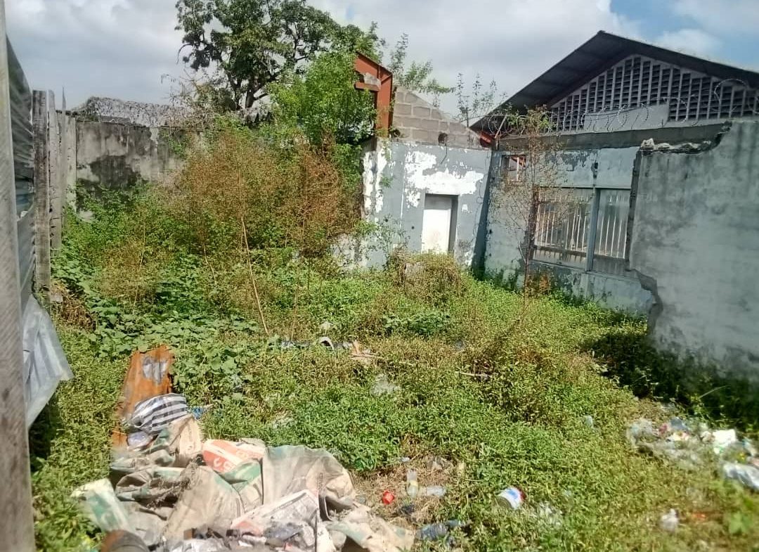 A VENDRE UN TERRAIN VIDE A LIMETE 9eme Rue INDUSTRIELLE