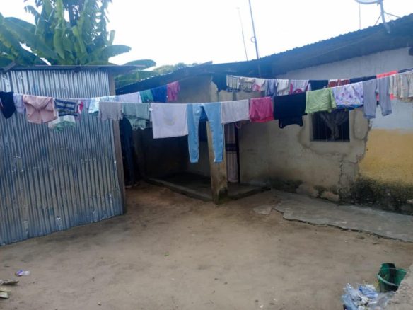 VENTE D'UNE PARCELLE À LEMBA-SALONGO 44 VENTE D'UNE PARCELLE À LEMBA-SALONGO