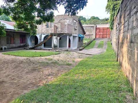 Parcelle à vendre à Kinshasa à la Cité Maman Mobutu