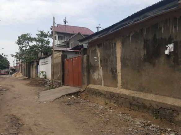 Parcelle à vendre à Ngaliema suka mur 22 Parcelle