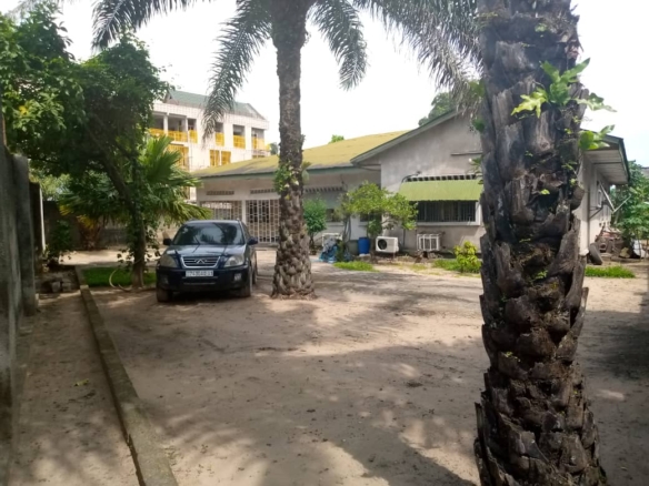 Très grande Parcelle à vendre à Lemba en Salongo et Rhigini   20 Très grande Parcelle à vendre à Lemba en Salongo et Rhigini