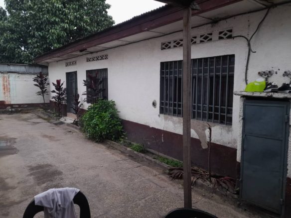 Parcelle à vendre à Kinshasa Limete Salongo 48 Parcelle à vendre à Kinshasa Limete Salongo