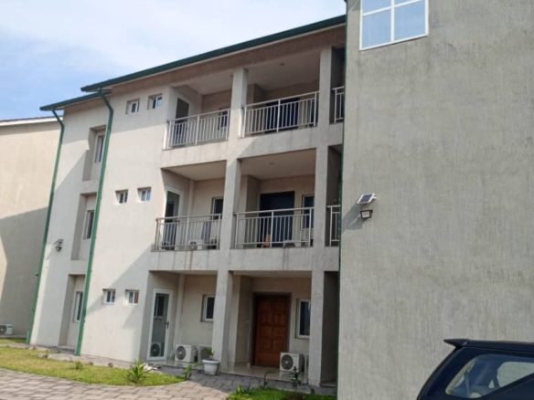 Appartement à vendre à la cité du fleuve 8 Appartement