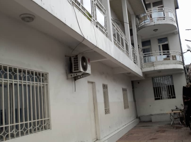 Appartement à louer à Kinshasa Barumbu