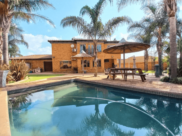 Villa à vendre à Johannesburg 6 villa a vendre