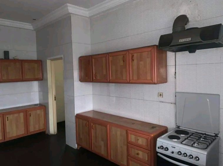 Appartement à louer à kinshasa Ngaliema GB