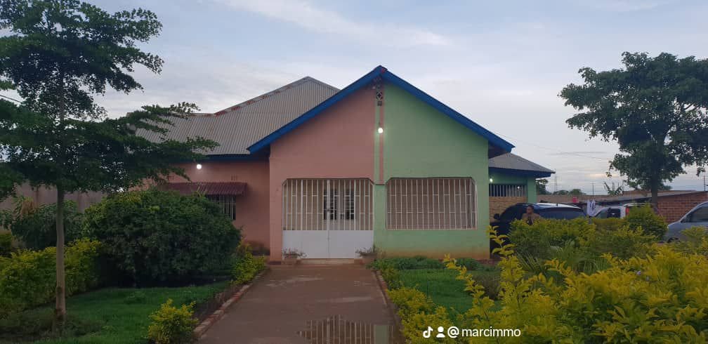 Maison à vendre à Lubumbashi au Quartier Golf