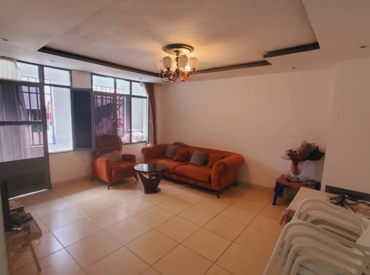 Appartement en location à Lingwala
