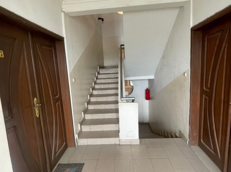 Appartement à GOMBE