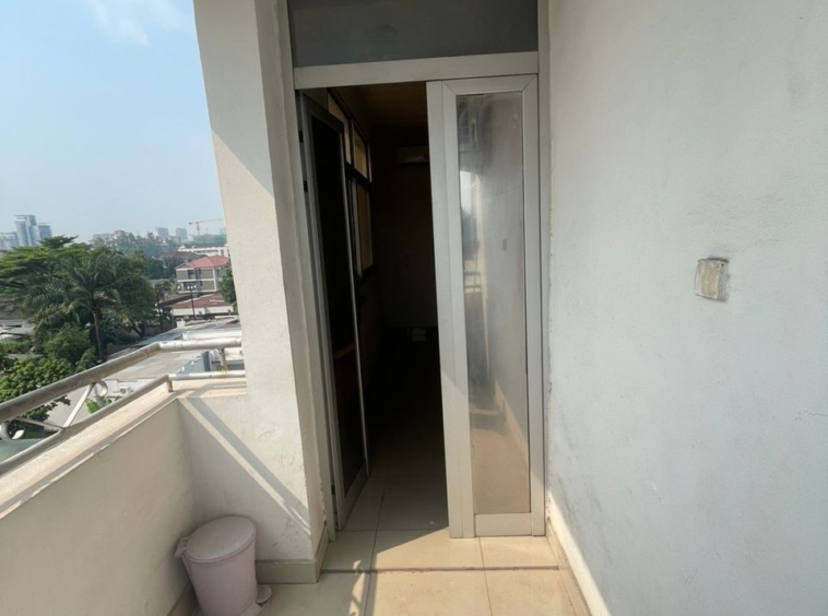 Appartement à GOMBE