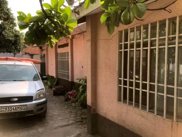 Parcelle mise en vente à Ngaliema 16 Parcelle à vendre