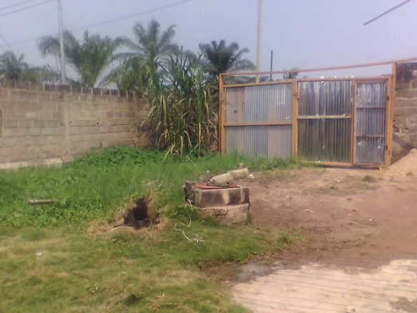 Parcelle mise en vente à Mont ngafula 2 Parcelle à vendre