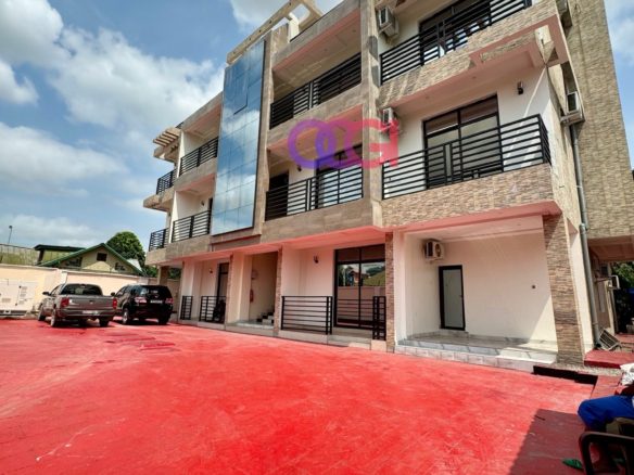 Appartement nouvellement construit à Louer à Kintambo, Chanic sur la principale 22 appartement a louer