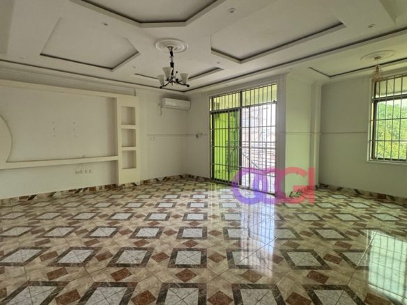 Appartement nouvellement construit à louer à kintambo 34 Appartement