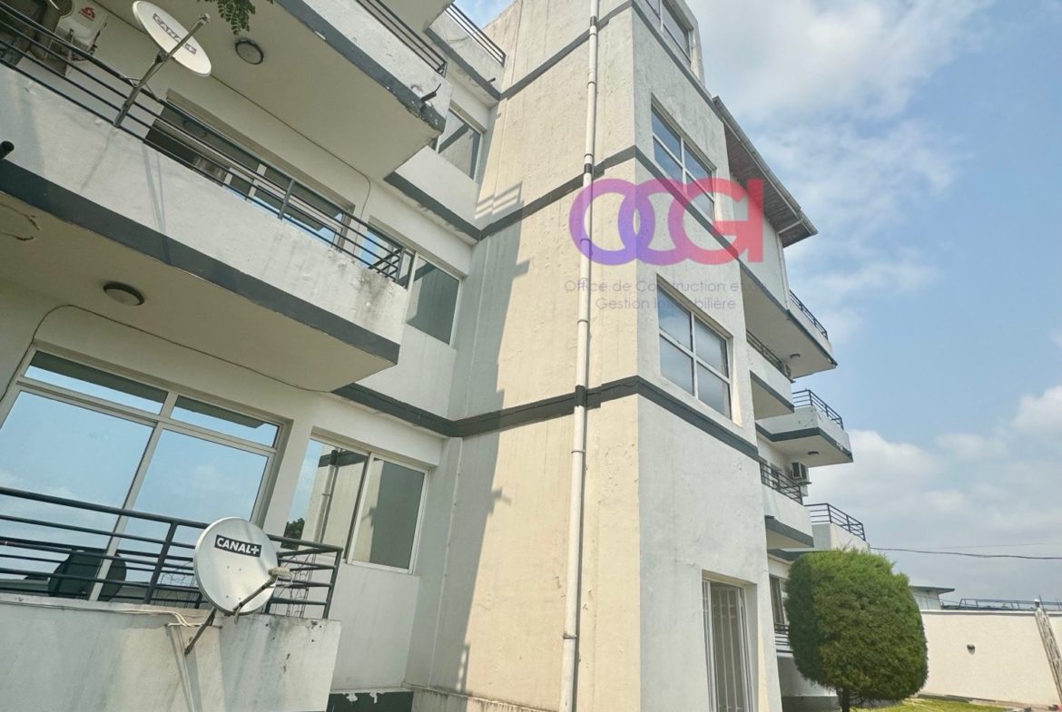 Appartement à louer à Gombe 