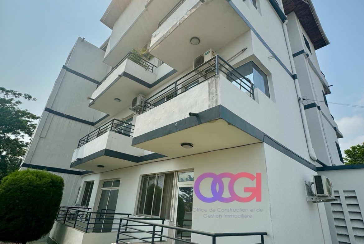 Appartement à louer à Gombe 