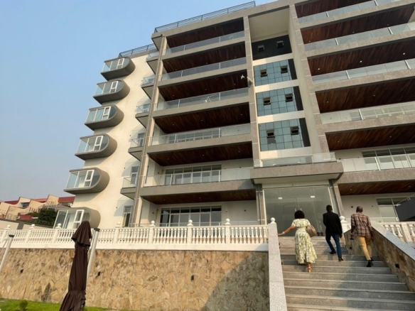Magnifique Appartement avec Piscine à louer à Ngaliema 36 Appartement