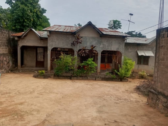 Parcelle à vendre Koweït, en passant par Mbudi 42 Parcelle à vendre Koweït