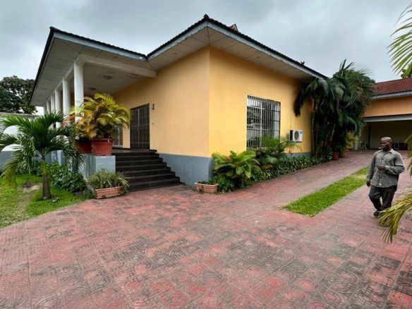 Belle Villa Jumelée mise en location vers 18 parcelles 22 villa