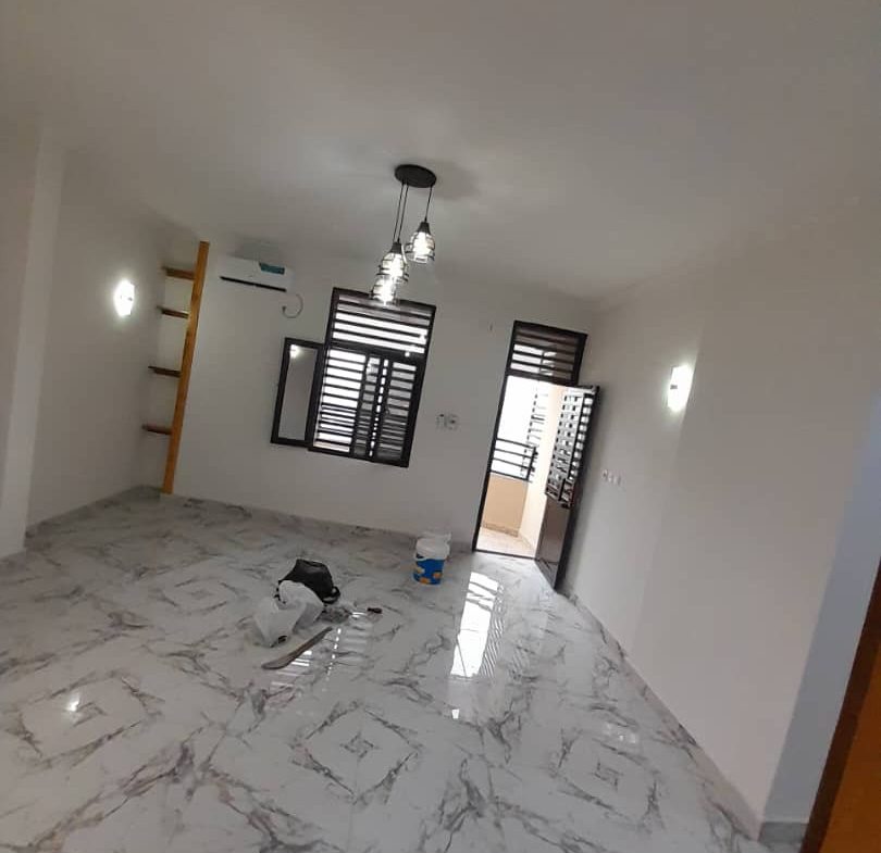 APPARTEMENT À LOUÉ