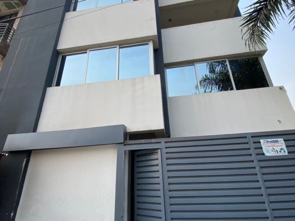 APPARTEMENT NOUVELLE CONSTRUCTION À LOUER KASA-VUBU 50 scaled 1000497202