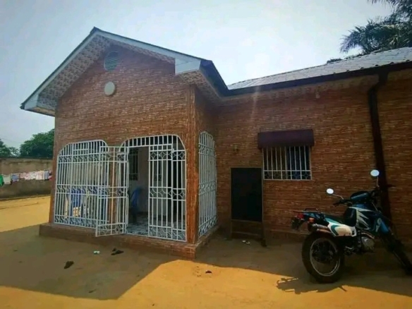 PARCELLE A VENDRE A MONT NGALFULA, MATADI-MAYO 6 PARCELLE