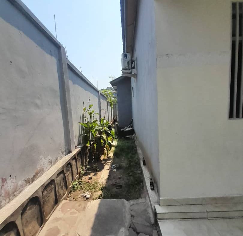 Parcelle à vendre mbudi