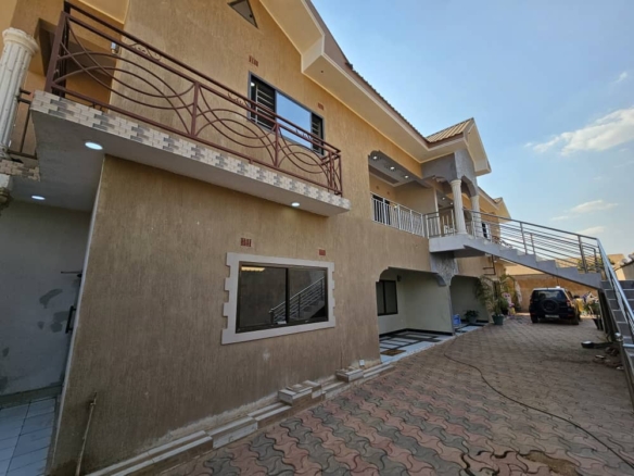 MAISON À LOUÉ À LUBUMBASHI AU GOLF MÉTÉO2 16 MAISON À LOUÉ
