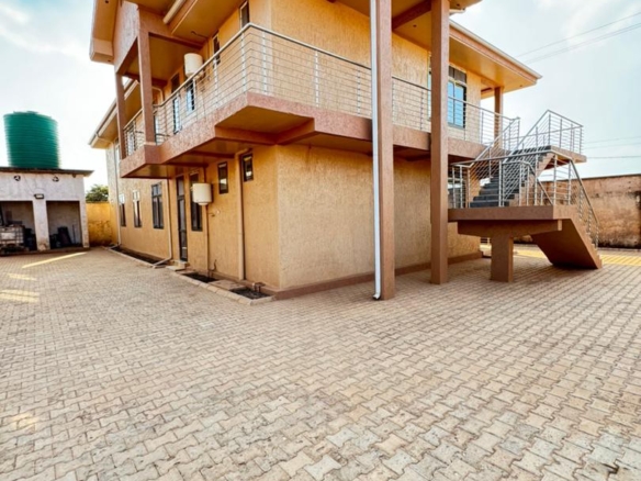 DEUX APPARTEMENTS IDENTIQUE A LOUER DANS LA VILLE DE LUBUMBASHI 22 appartement a louer